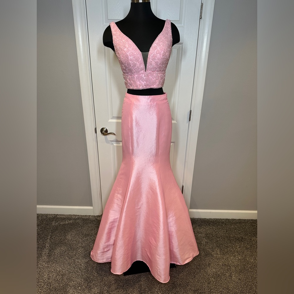 Vienna Prom Dress Style 8288